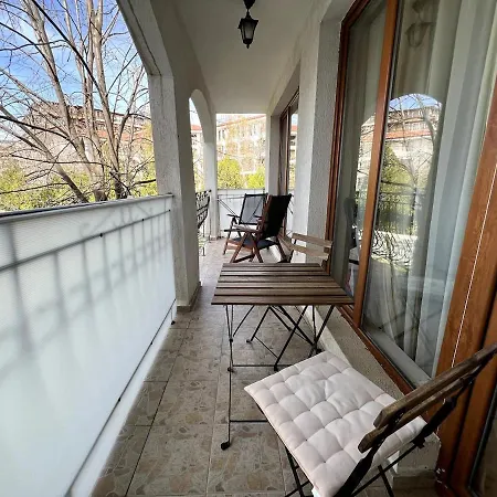 Sea Side With Balcony Daire Sveti Vlas